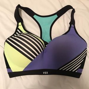 VS Sports Bra 32DDD